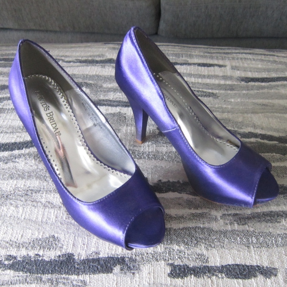 Paloma Dyeable Purple Heels - Size 6.5